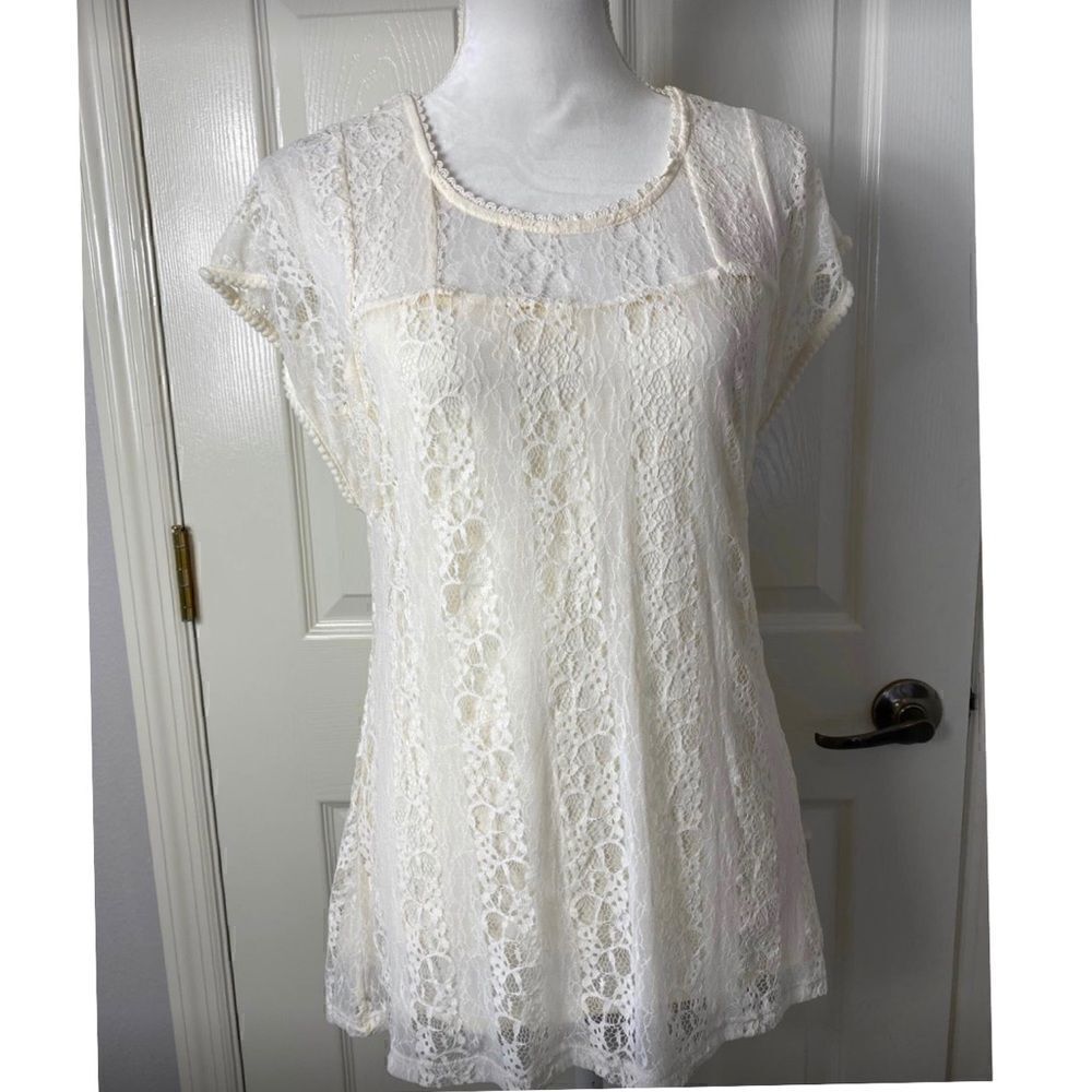 ONE WORLD Misses Medium Lacey Top NWT